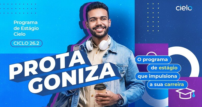 Pessoa jovem com mochila, fones de ouvido e copo de café, em arte promocional do Programa de Estágio Cielo – Ciclo 26.2, com a mensagem ‘O programa de estágio que impulsiona a sua carreira’.