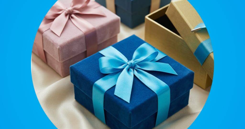 Caixas de presente para promoção de dia das mães.