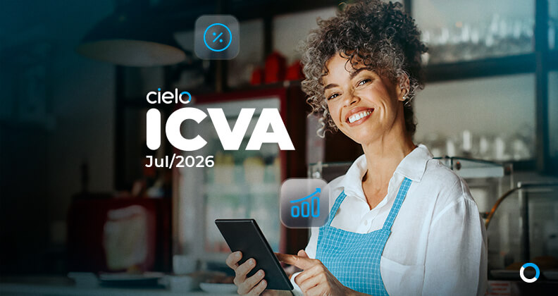 Pessoa utilizando tablet em um estabelecimento comercial, com elementos gráficos de indicadores de desempenho e o texto “ICVA Cielo Jul/2026”, representando análise do varejo e dados de vendas do comércio brasileiro.
